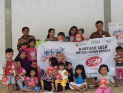 ACT Berbagi 500 Kotak Susu pada Anak-anak PAUD