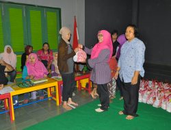 TK Negeri 3 Yogyakarta Gelar Baksos Bagi 100 Paket Sembako
