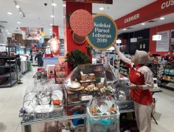 Parcel Perabotan ala ACE Ambarrukmo Plaza Diserbu Masyarakat