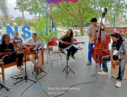 Kelompok Musik Bedoa’e Pentas di Embung Langensari