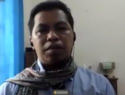 Yohanes Manhitu : Kamus Itu Jembatan Bahasa dan Budaya