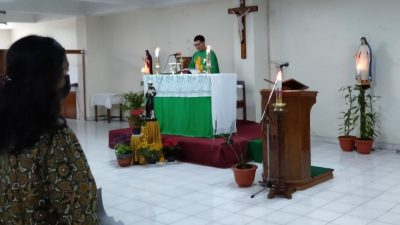 Rayakan Fransiscan Day, ASMI Santa Maria Yogyakarta Gelar Misa