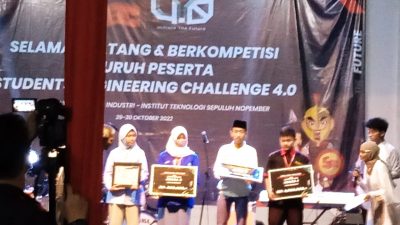 Siswa SMK dari Jogja Raih Juara 3 Student Engineering Challenge 4.0 FTI ITS 2022