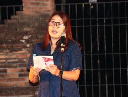 Yuliani Kumudaswari Meluncurkan 100 Soneta di SBP