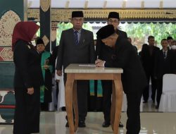 Optimalkan Birokrasi, Bupati Lantik 74 ASN di Sleman