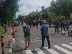 Umbul-umbul PDIP di Jlagran Dicopot Sejumlah Orang, Ternyata Dipicu Salah Paham