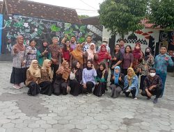 Keren! Tembok SMPN 3 Mlati Berhias Mural Bertema Kearifan Lokal