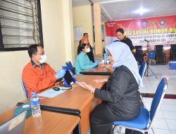 Satpol PP, Satlinmas dan Damkar Peringati HUT dengan Kegiatan Sosial