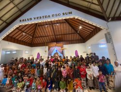Paduan Suara Gending SD Marsudirini Melayani Misa Kudus