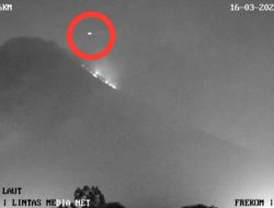 Viral Objek Cahaya Melintas di Atas Gunung Merapi, Begini Penjelasan BRIN