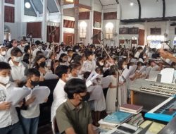 Paduan Suara dan Biola Orkestra SD Marsudirini Yogyakarta Meriahkan Paskah 