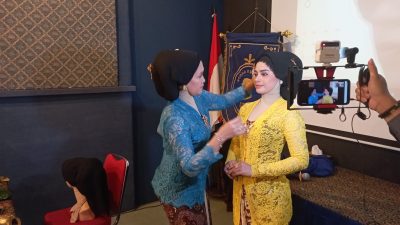 Inovasi Hijab Sanggul Jawa Karya Ayu Purwowijoyo, Solusi Cantik Berbusana Jawa bagi Muslimah