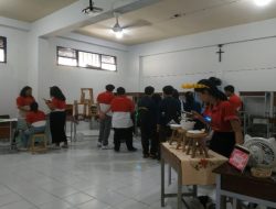 Berbagi Karya dalam “Ekspresi” SMA BOPKRI 2 Yogyakarta