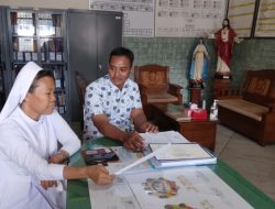 Ada Sungkeman Anak kepada Orangtua di Pelepasan Siswa Kelas 6 SD Marsudirini