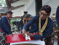 Menilik Prosesi Jamasan Pusaka Milik Pemkab Sleman
