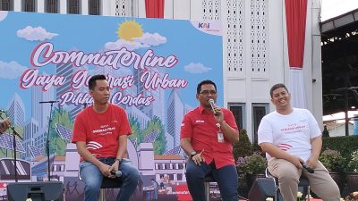 KAI Commuter Sosialisasikan Inovasi dan Kartu Multi Trip untuk Pengguna KRL