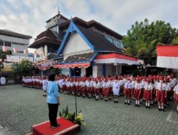 HUT ke-78 RI SD BOPKRI Gondolayu Dimeriahkan Fashion Daur Ulang Kertas 