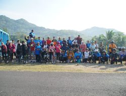 Bertajuk Mangayubagya Purnatugas, Komunitas ‘Gowes Sabtu Pagi’ Gelar Gowes Bersama Keliling Bukit Menoreh