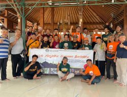 Komunitas RPM Reborn Lakukan Giat Bersih-bersih Masjid Di Kelurahan Panembahan