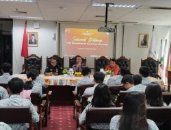 Guna Persiapan Kegiatan Suara Demokrasi, Puluhan Siswa SMK Marsudirini St. Fransiskus Lakukan Kunjungan Ke KPU Kota Semarang