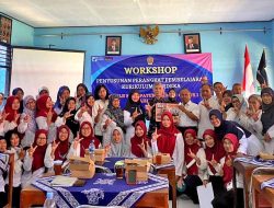 Guru-guru Anggota KKG SLB Kabupaten Sleman Gugus 1 Tingkatkan Kompetensi