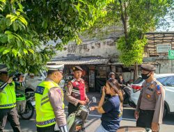 Pengendara Tak Pakai Helm Terjaring Razia di Jogja