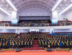 Melalui Program RPL Desa, 384 Aparat Desa Kabupaten Bojonegoro Raih Gelar Sarjana
