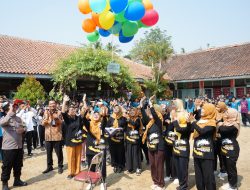 Peluncuran Buletin Tandai HUT Ke-41 SMP Negeri 3 Mlati Sleman