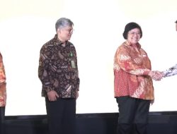 Pertama untuk SMK di Kota Jogja, SMK Negeri 2 Yogyakarta Meraih Penghargaan Sekolah Adiwiyata Tingkat Nasional