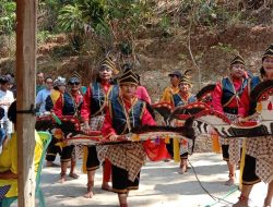 Peringati Hari Sumpah Pemuda, Grup Jathilan Kridha Puspa Budaya Dusun Patihombo Gelar Pentas Perdana