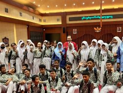 Ratusan Siswa SMP Negeri 3 Mlati Kunjungi DPRD Kabupaten Sleman