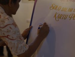 Menilik Solo dalam Bingkai Kartu Pos