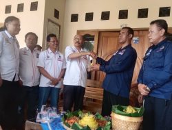 Prosesi Potong Tumpeng, IOWI DIY Gelar Syukuran Peringatan Satu Tahun