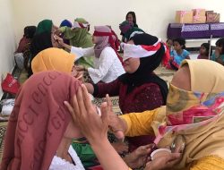 Bertema ‘Perempuan Berdaya dan Berkarya’, Dasa Wisma Anggrek RT09/RW 04 Mrican Caturtunggal Peringati Hari Ibu