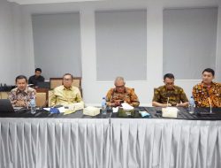UWM Gelar Diskusi Outlook Ekonomi, Politik, Sosial, Hukum, Budaya, Pertahanan dan Keamanan Indonesia 2024