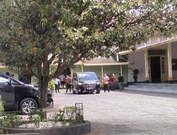 Kaesang Pangarep dan Erina Gudono Sowan ke Sultan HB X