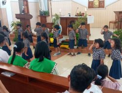 Gerak dan Lagu Murid TK Karitas Nandan Sleman Mendapat Apresiasi dari Jemaat Gereja St. Yusuf Tambakrejo