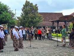 Tradisi Kultural Garebeg Berlanjut: Kampus UWM dan Keraton Yogyakarta
