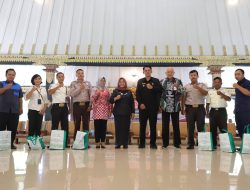 Sambut Hari Jadi Ke-108 Sleman, Pemkab Serahkan 622 Paket Sembako untuk 48 OPD