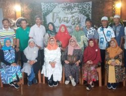 Usai Kelulusan 47 Tahun Saling Berpisah, Alumni 77 Jurusan IPS-4 SMAN 1 Magelang Gelar Syawalan 1445 H untuk Jalin Kebersamaan
