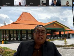 Kuliah Umum UWM dan UNIASMAN: Tantangan Ekonomi Indonesia dan Demokrasi Pasca Pemilu