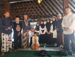 Puluhan Jamaah Hadiri Acara “Umbul Donga Tresna Leluhur Mataram” Di Makam Raja-raja Imogiri