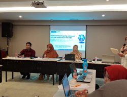 Tingkatkan Kualitas Lulusan, Prodi Pendidikan Matematika Gelar Workshop Revitalisasi Kurikulum