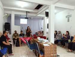 Poltekes Karya Husada Sosialisasi GISELA Di Pos Yandu Mutiara Sejahtera