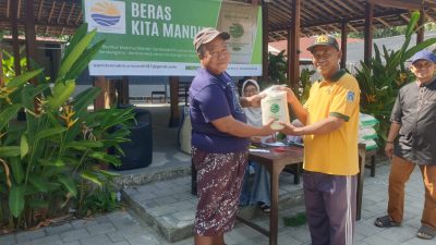 BUMKal Makmur Mandiri Sendangtirto Luncurkan ‘Beras Kita Mandiri’ untuk Warga Miskin