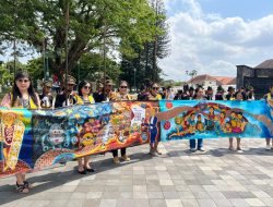 65 Anak Pejuang Kanker Hasilkan Karya Batik di Kain Sepanjang 50 Meter