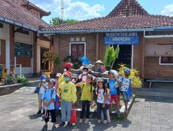 Kegiatan Si Jalu Go, Sebuah Upaya SD EM Go untuk Menambah Wawasan Siswa tentang Lingkungan
