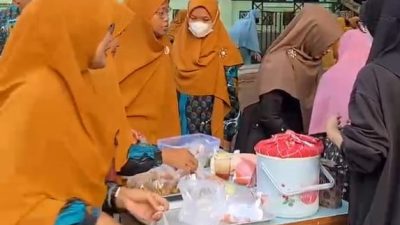 Masjid Al Mu’minun dan ICM Sembungan Selenggarakan Pasar Murah
