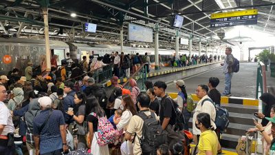 Penumpang KA Membludak di Libur Nataru, Pengamat Dorong Adanya Perluasan Stasiun di Jogja