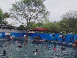 Terapi Asyik di Umbul Brintik, Pijat Sembari Berendam di Kolam Renang